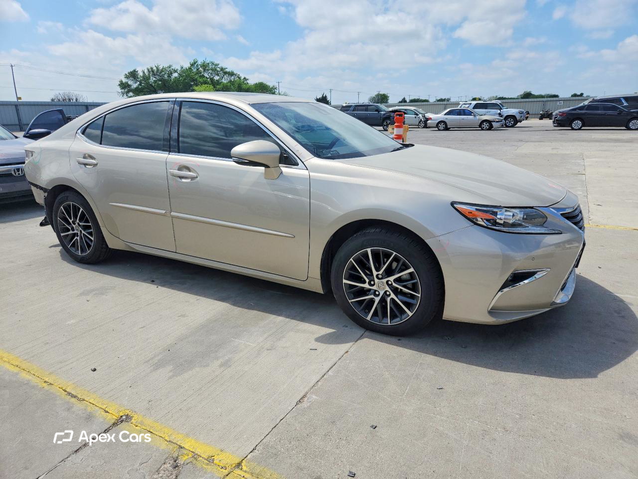 Lexus ES 2016