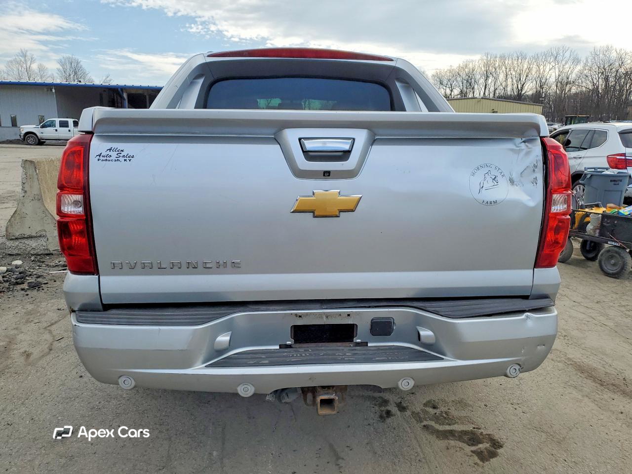 Chevrolet Avalanche 2013