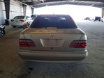 Mercedes-Benz  2001