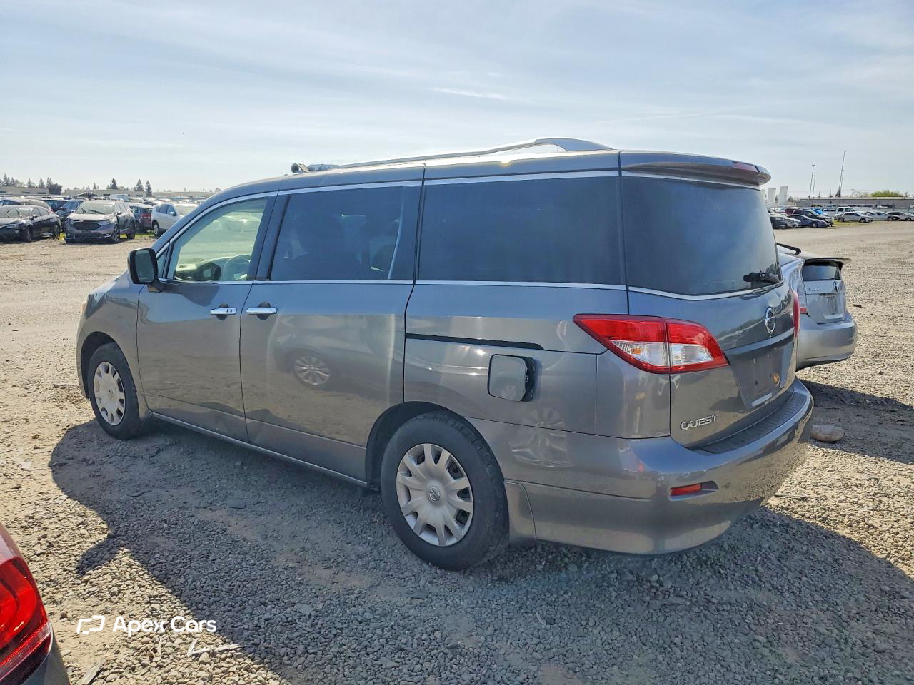 Nissan Quest 2015