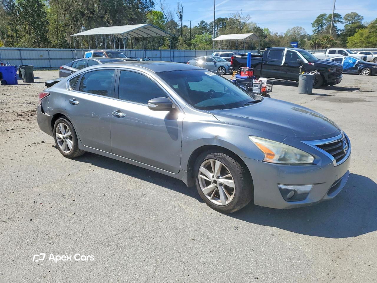 Nissan Altima 2015