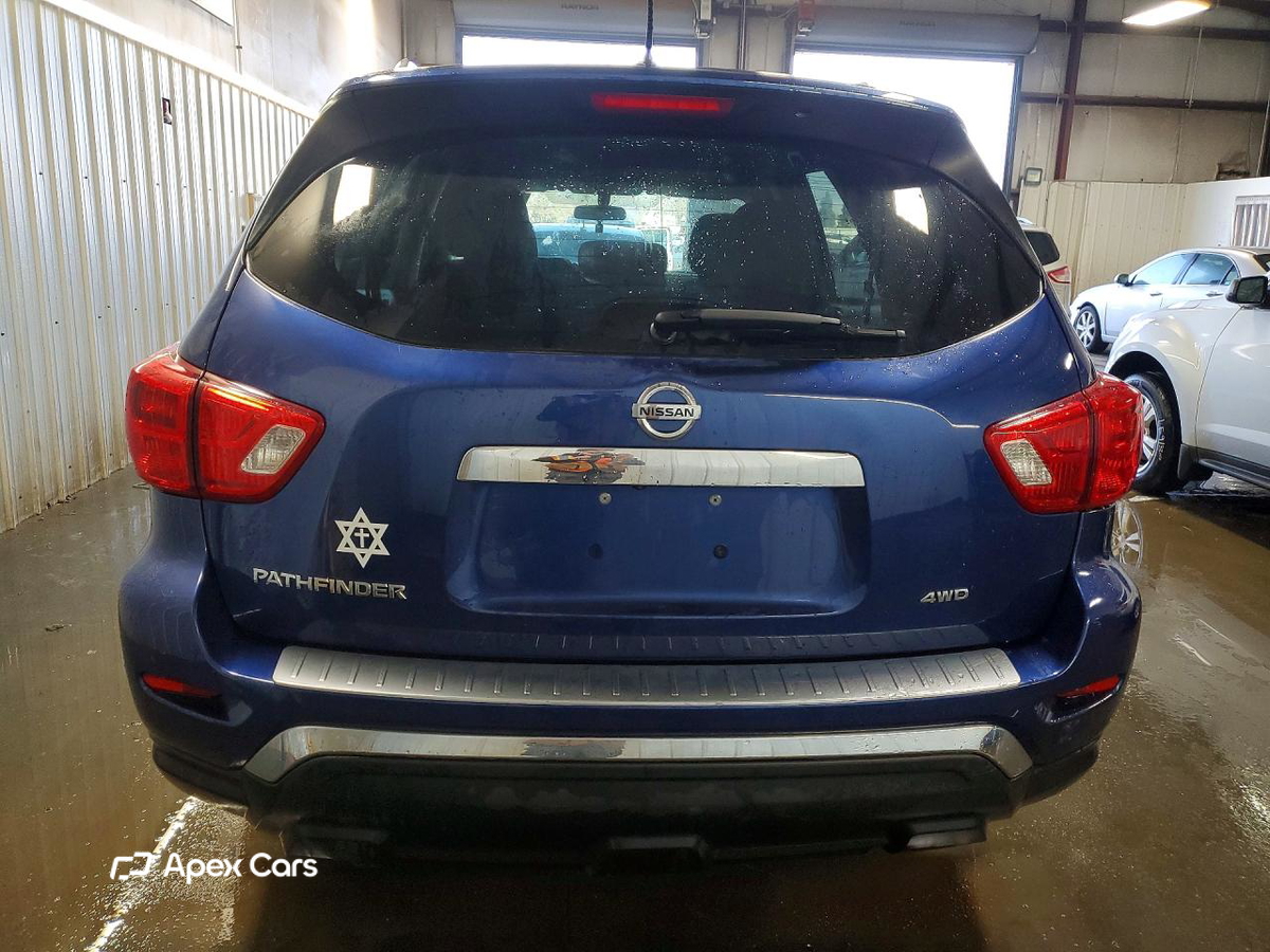 Nissan Pathfinder 2017