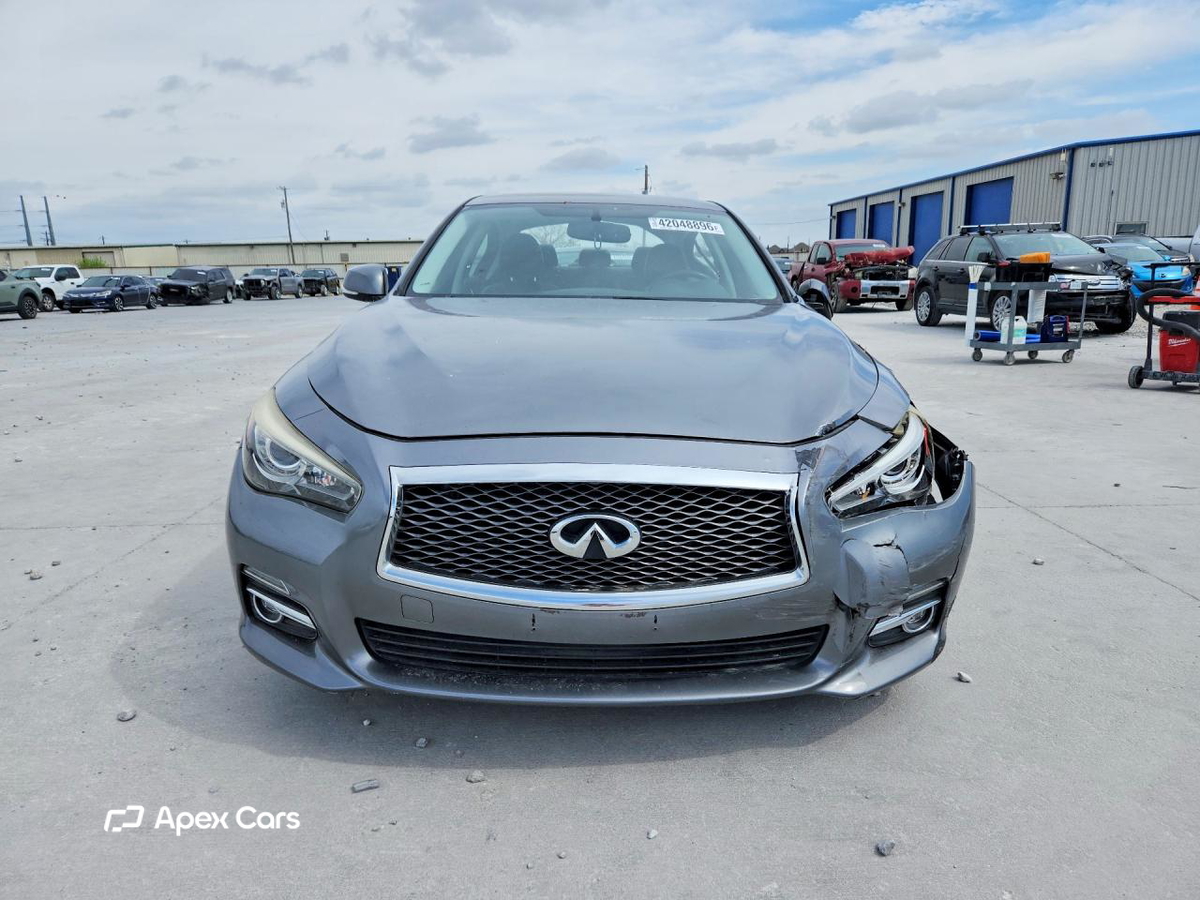 Infiniti Q50 2015