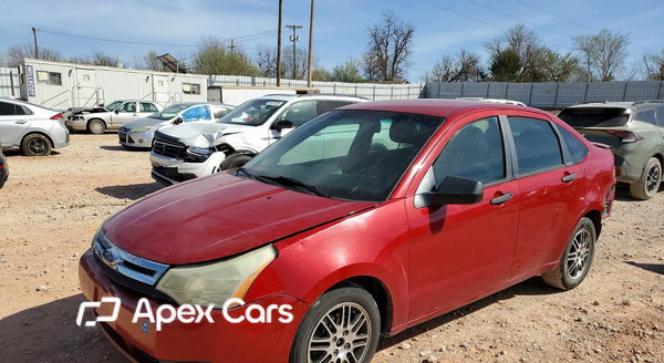 Ford Focus 2010 - Image 1 of 13