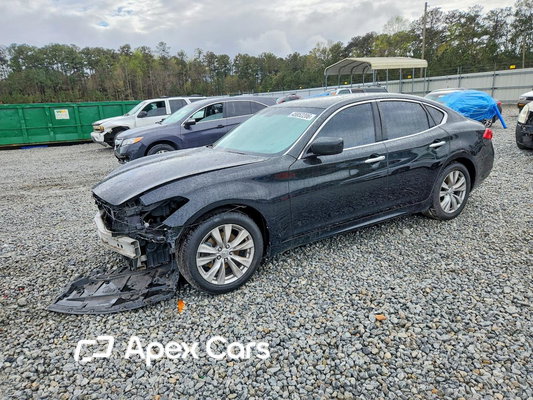 Infiniti M 2011 - Image 1 of 12