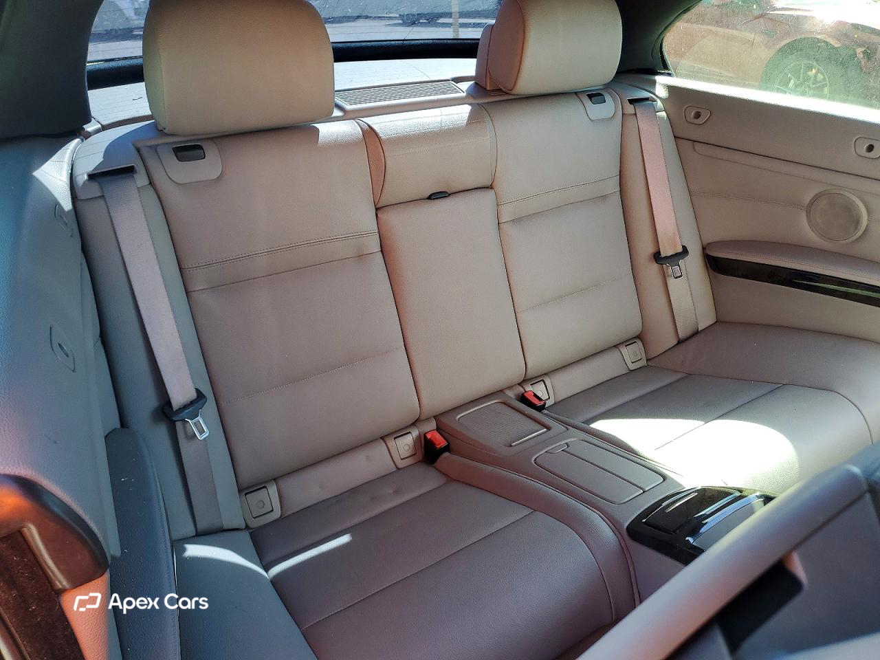 BMW Series 3 2010