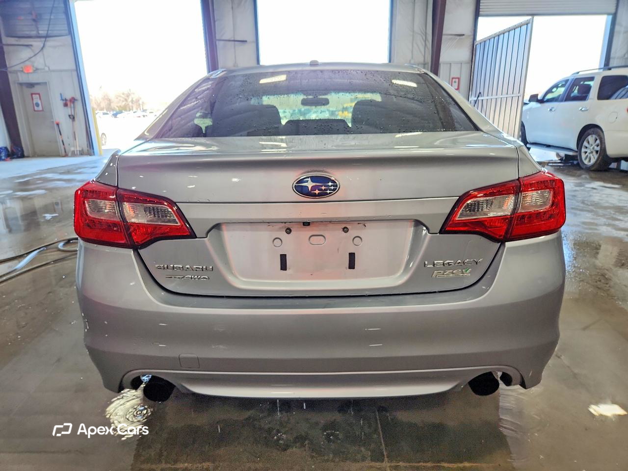 Subaru Legacy 2015