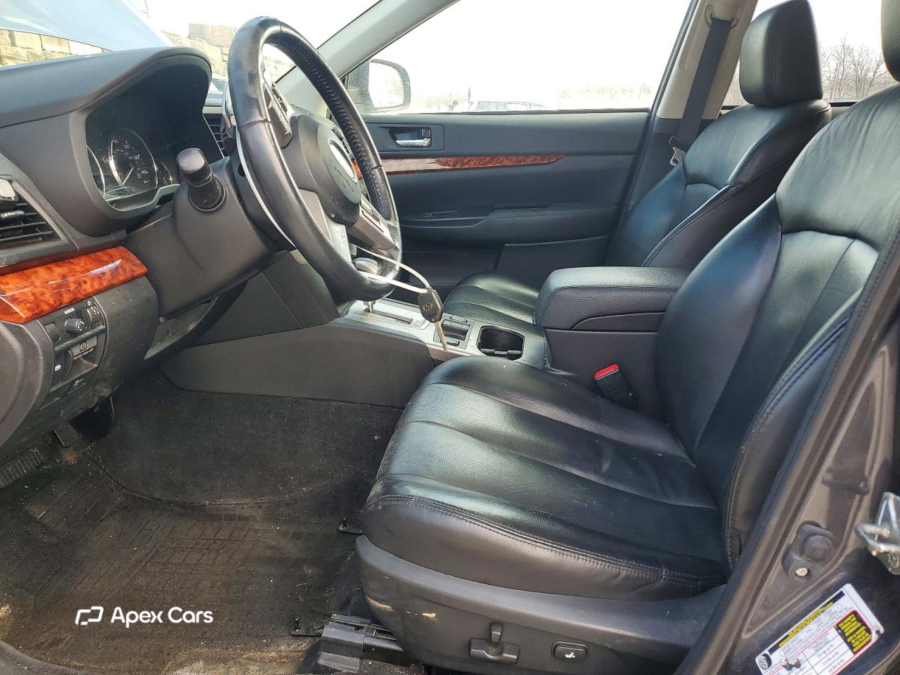 Subaru Outback 2011