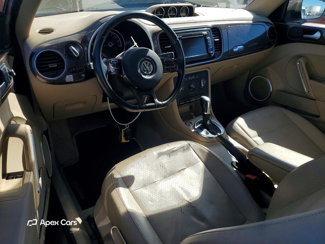 Volkswagen Beetle 2015