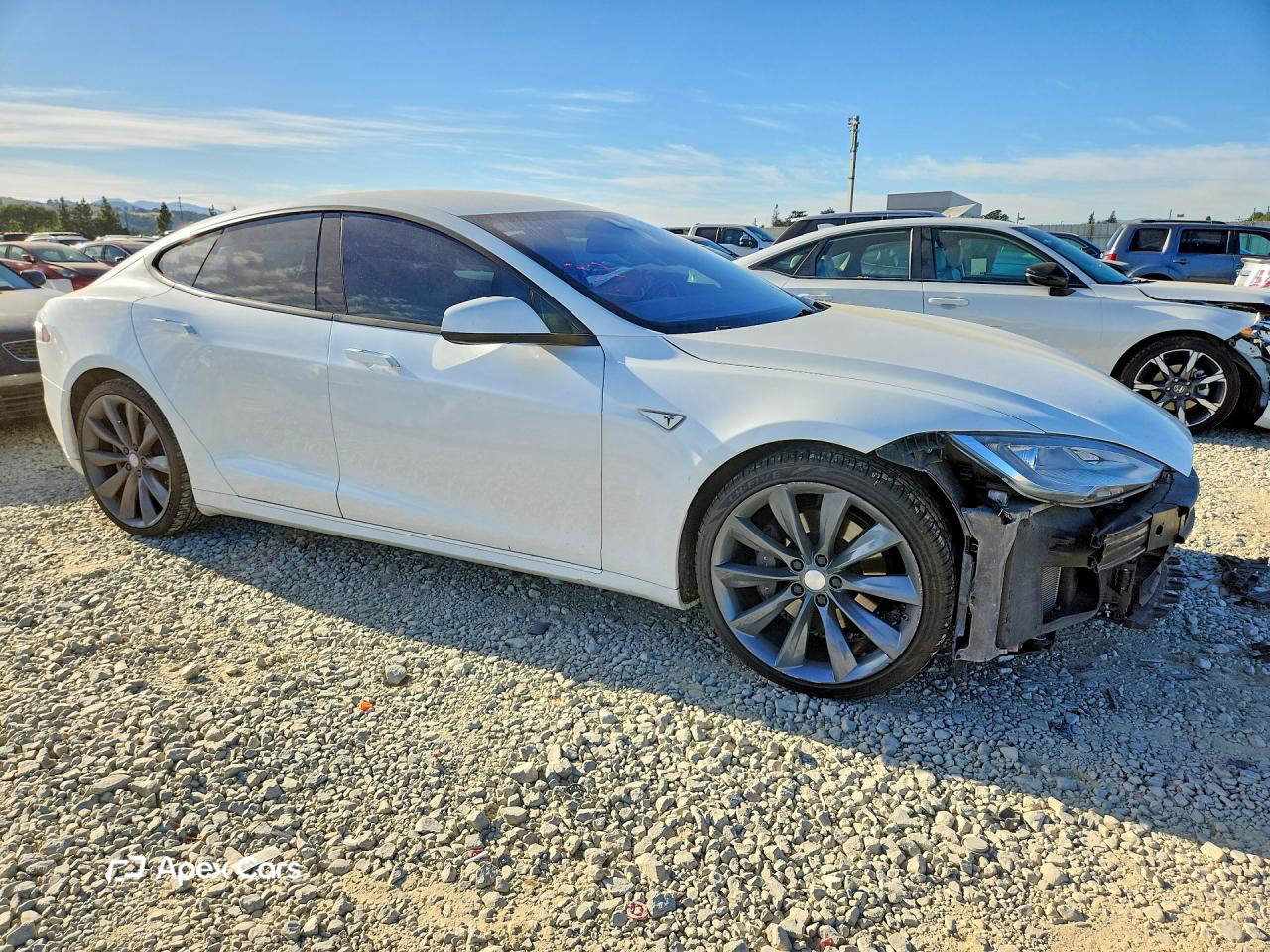 Tesla Model S 2015