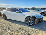 Tesla Model S 2015