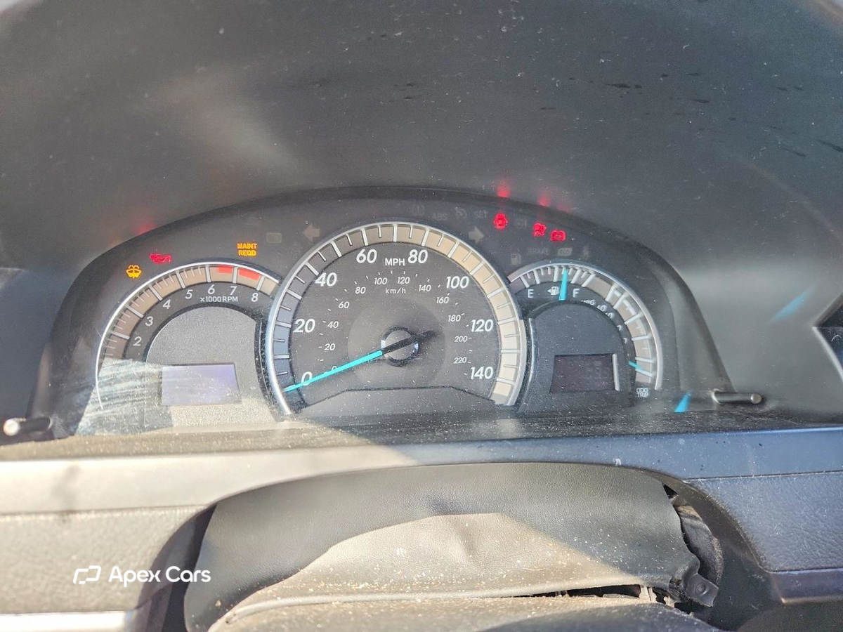 Toyota Camry 2012