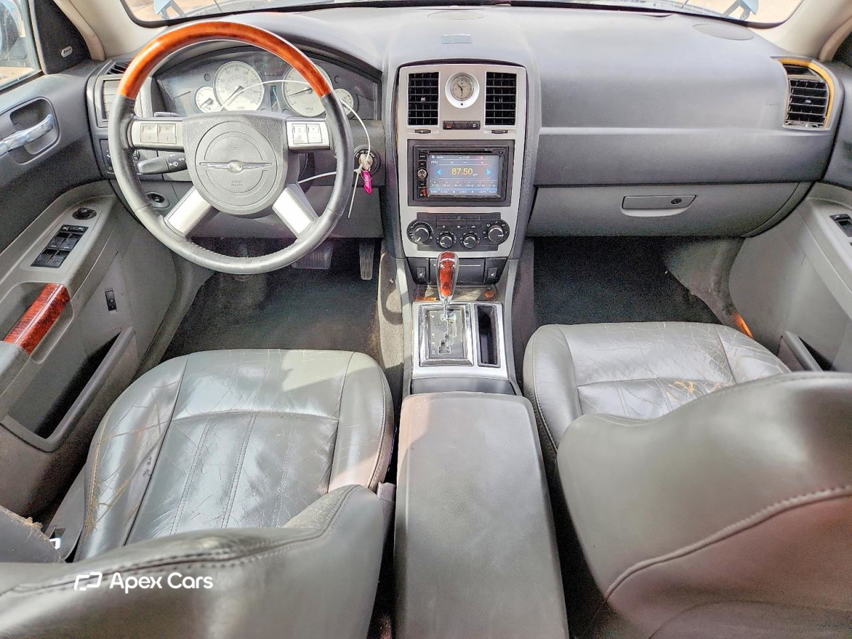 Chrysler 300 2005