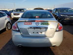 Nissan Altima 2011