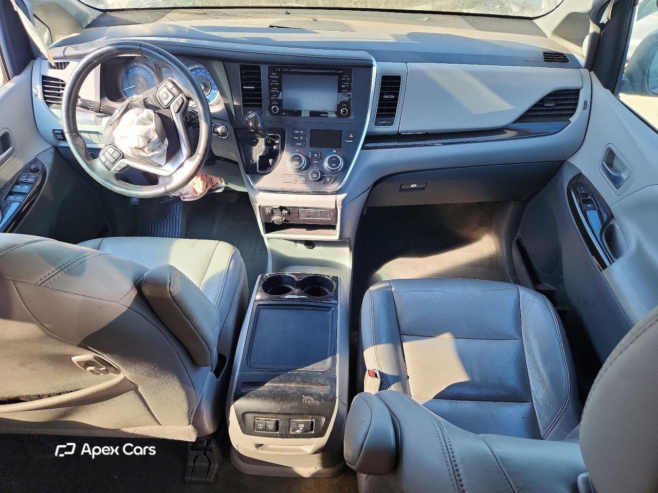 Toyota Sienna 2018