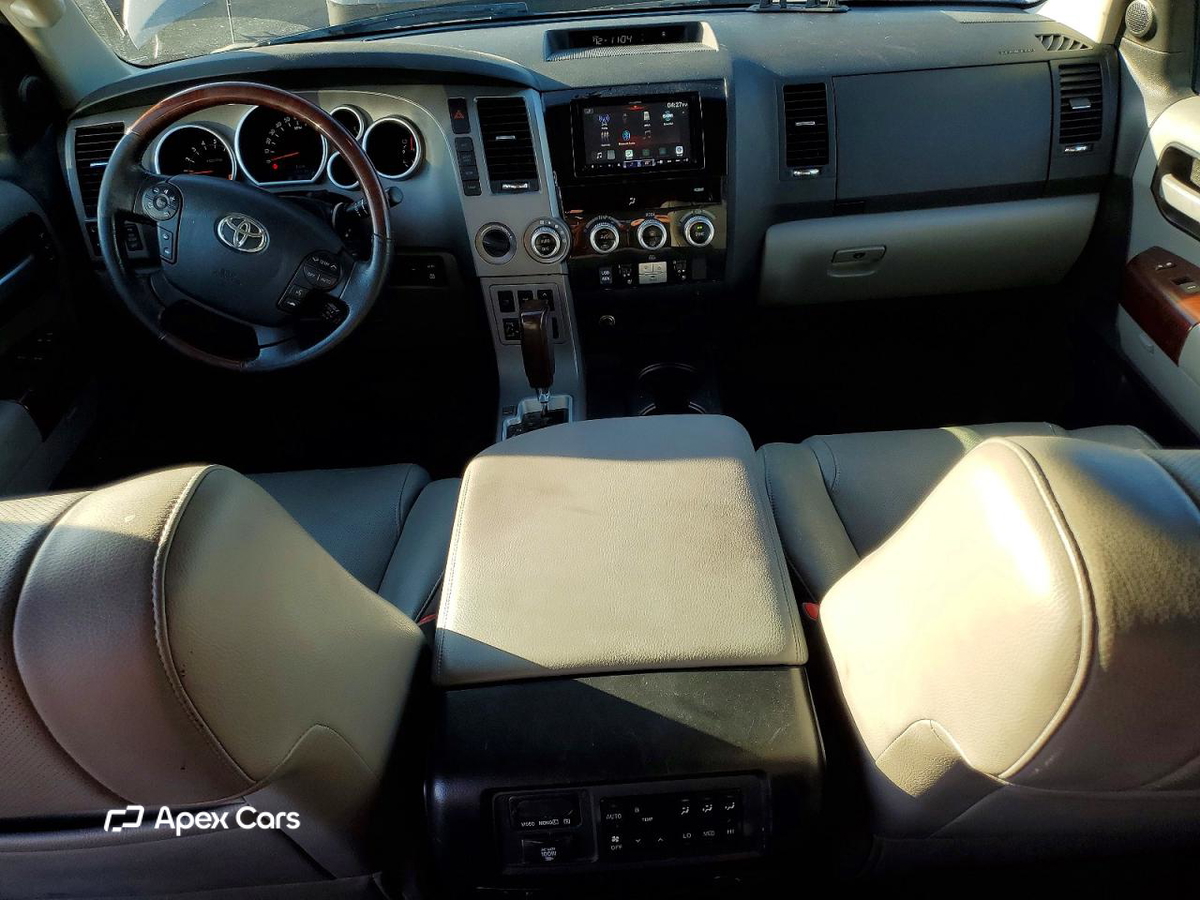 Toyota Sequoia 2012