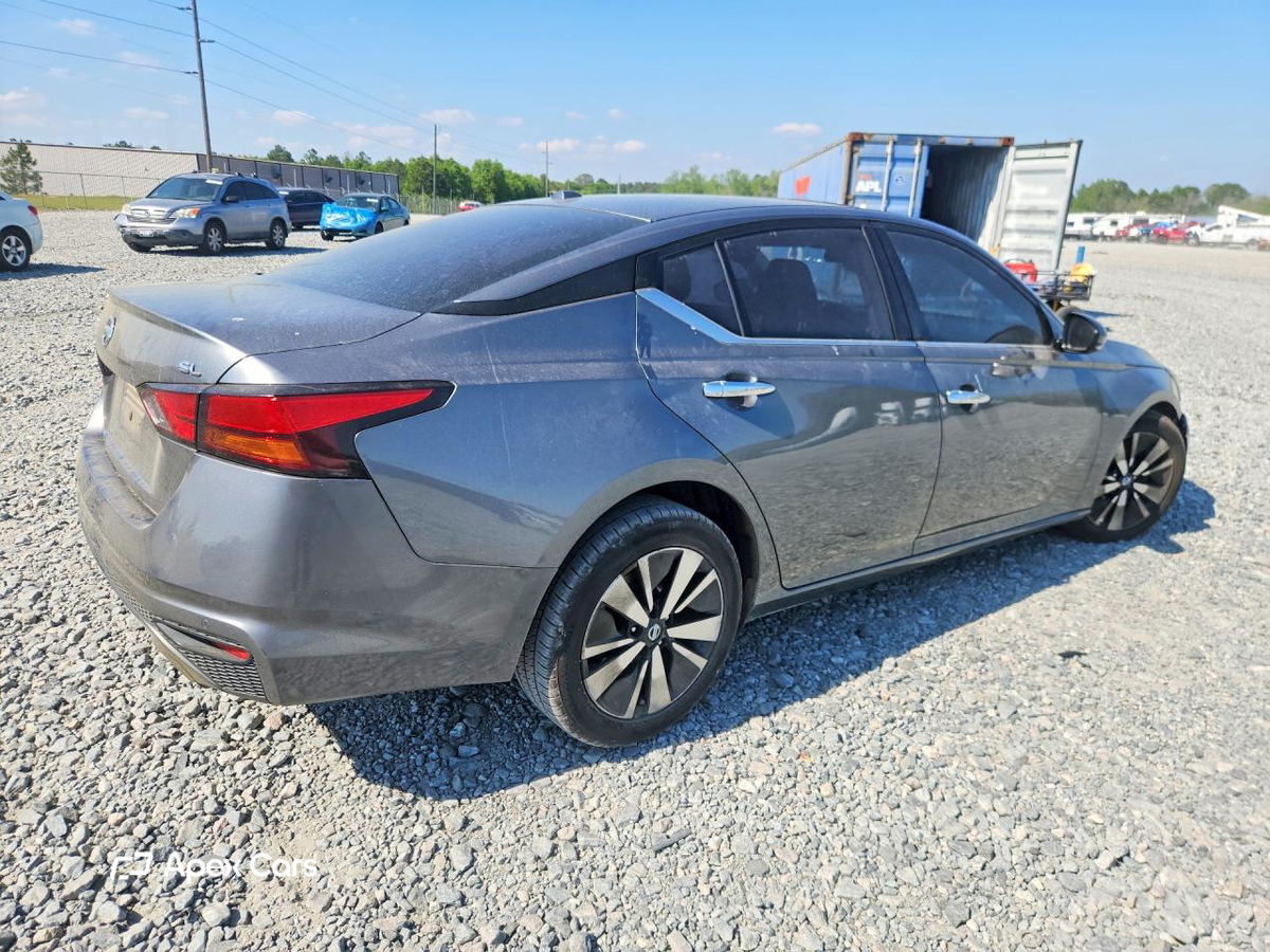 Nissan Altima 2019