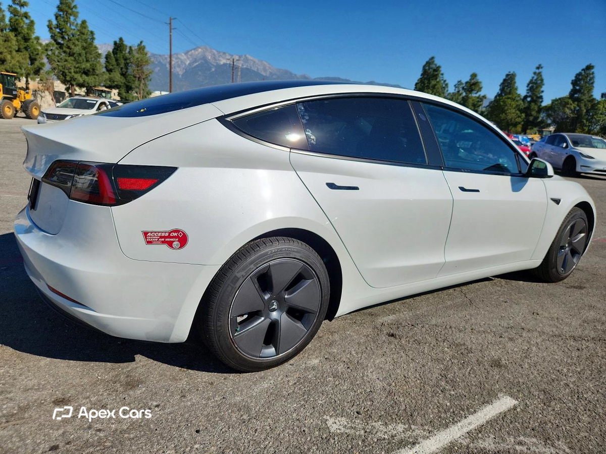 Tesla Model 3 2023