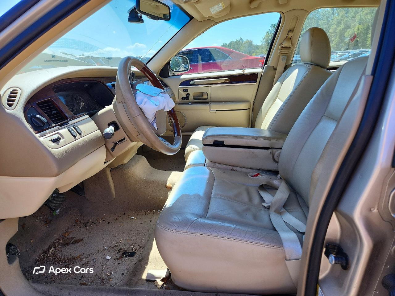 Lincoln Town Car 2010
