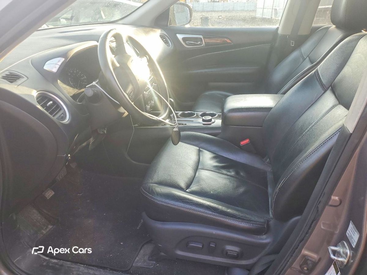 Nissan Pathfinder 2013