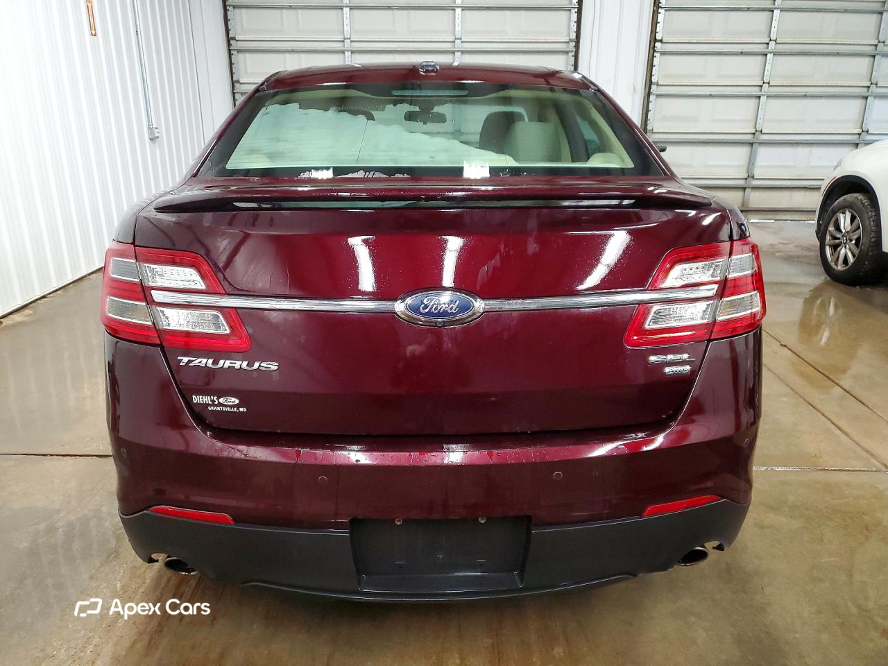Ford Taurus 2019