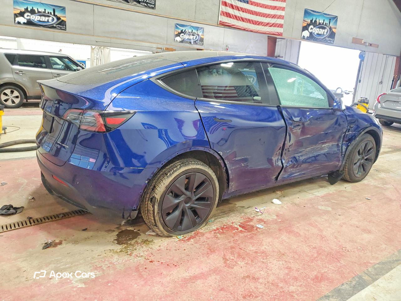 Tesla Model Y 2024