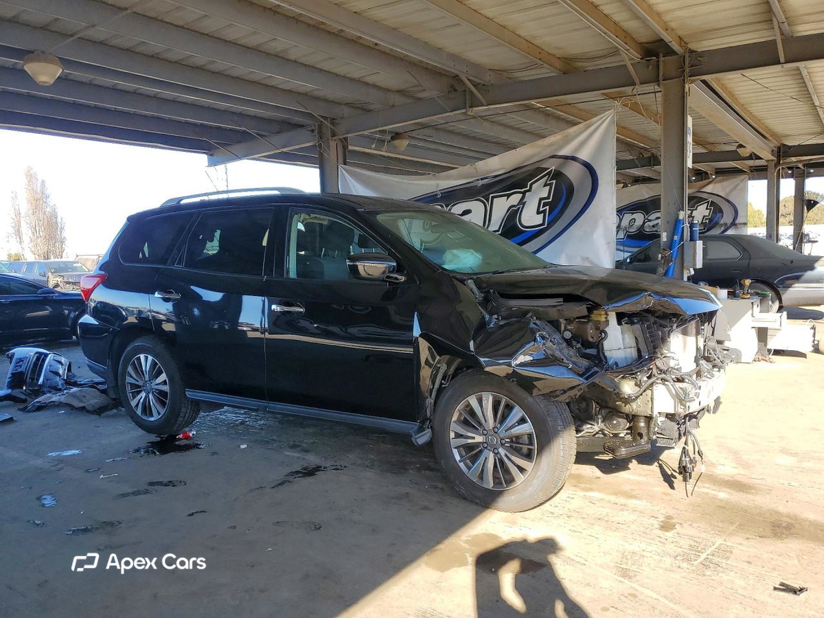 Nissan Pathfinder 2019