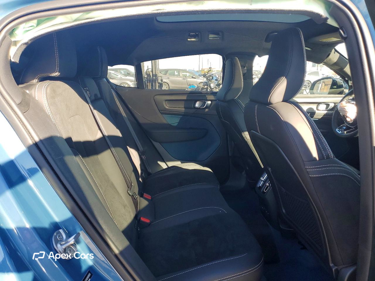 Volvo C40 2022
