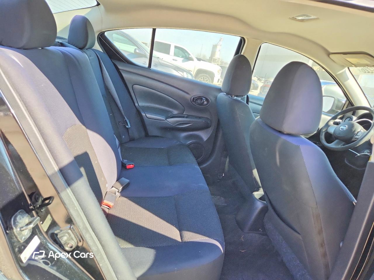 Nissan Versa 2012