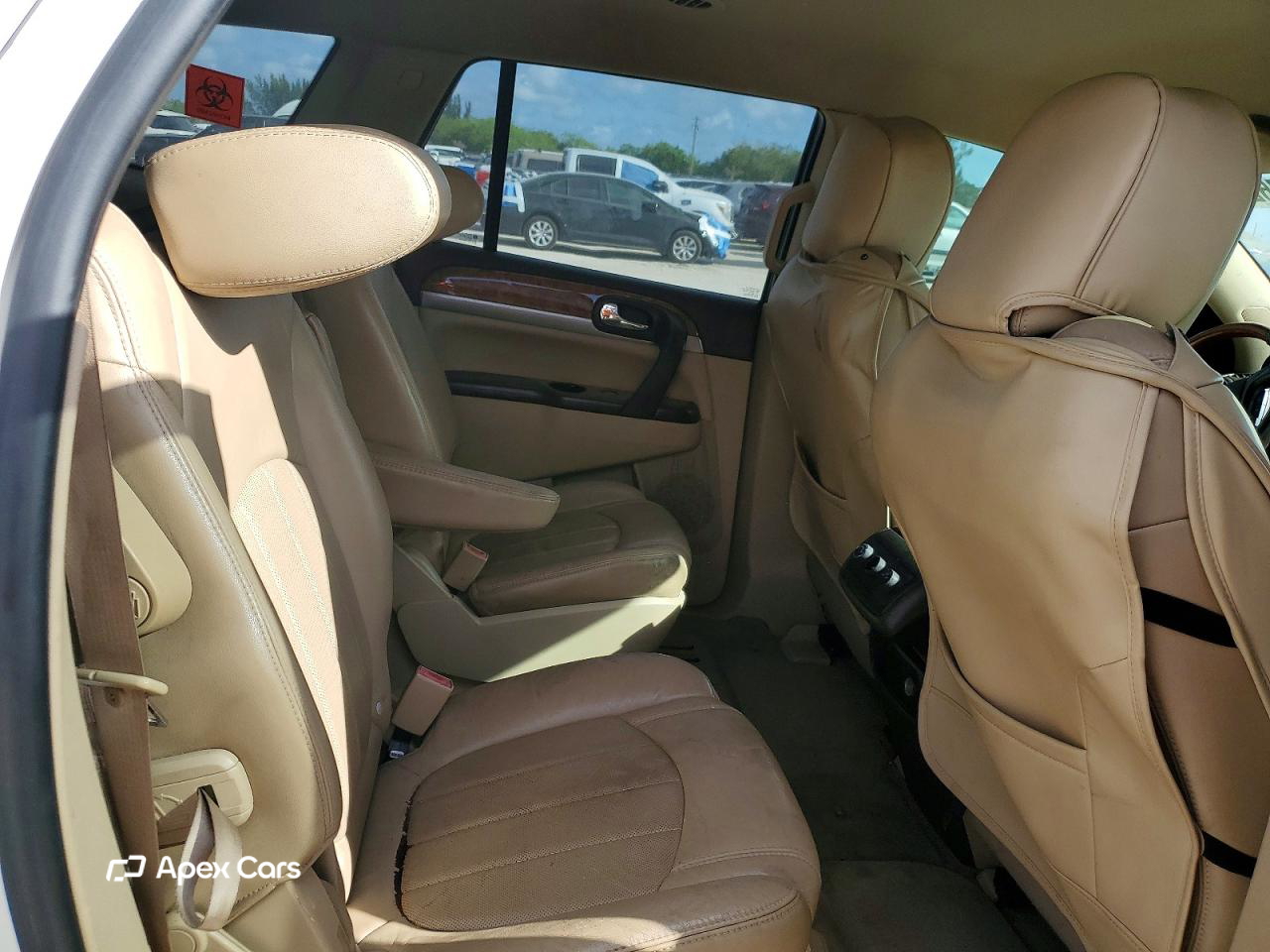 Buick Enclave 2011