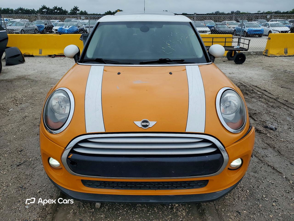 MINI Cooper 2015