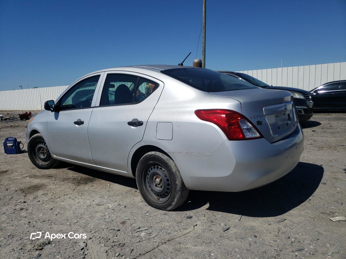 Nissan Versa 2013