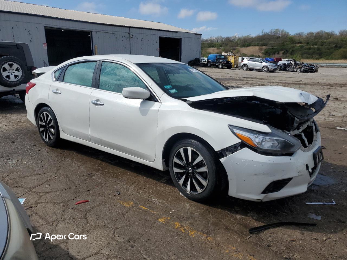 Nissan Altima 2018