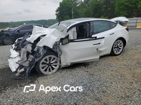Tesla Model 3 2022 - Image 1 of 13