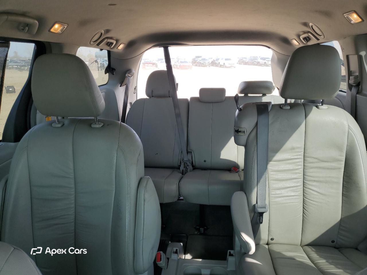 Toyota Sienna 2012