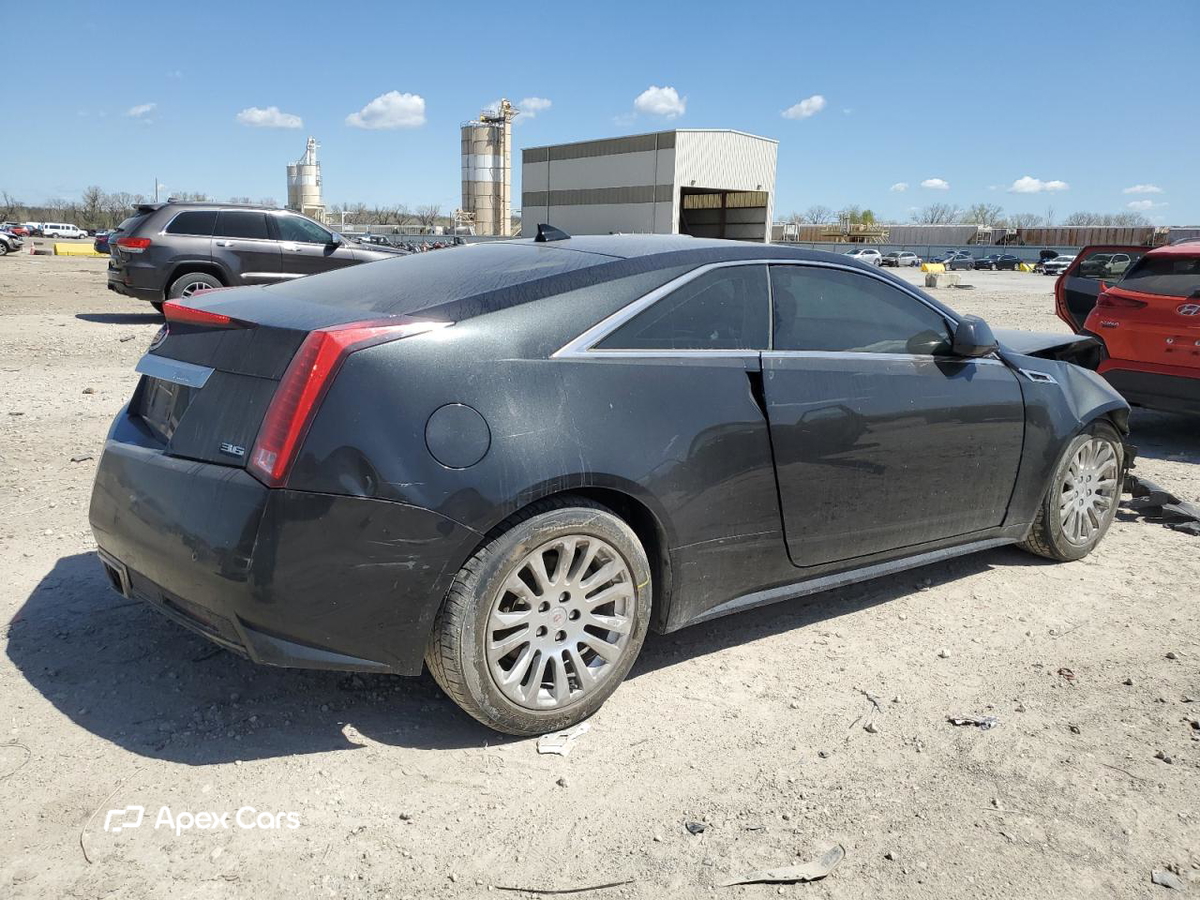 Cadillac CTS 2011