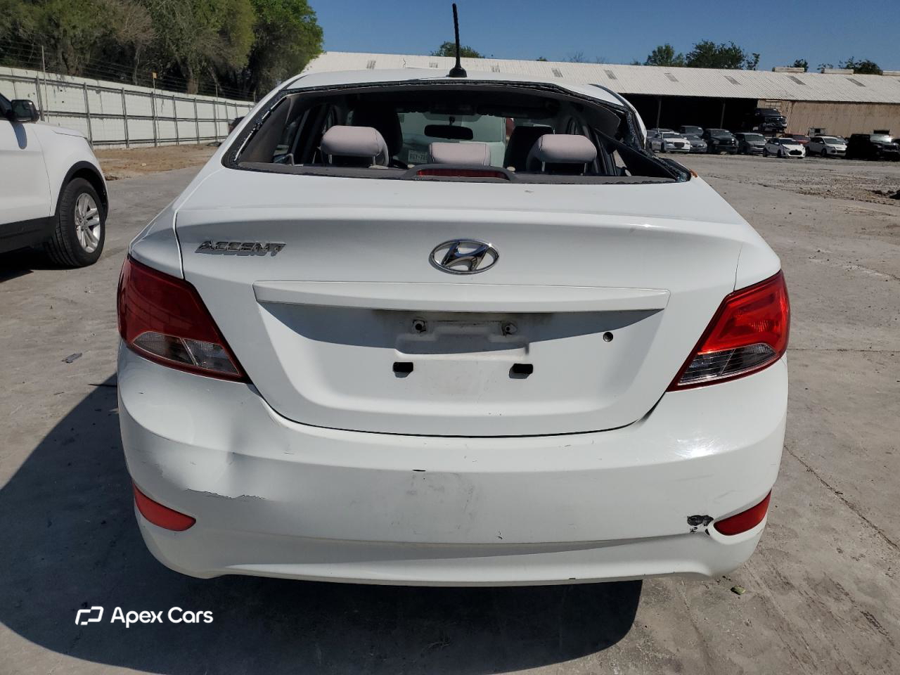 Hyundai Accent 2015