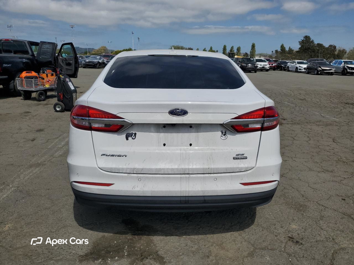 Ford Fusion 2020