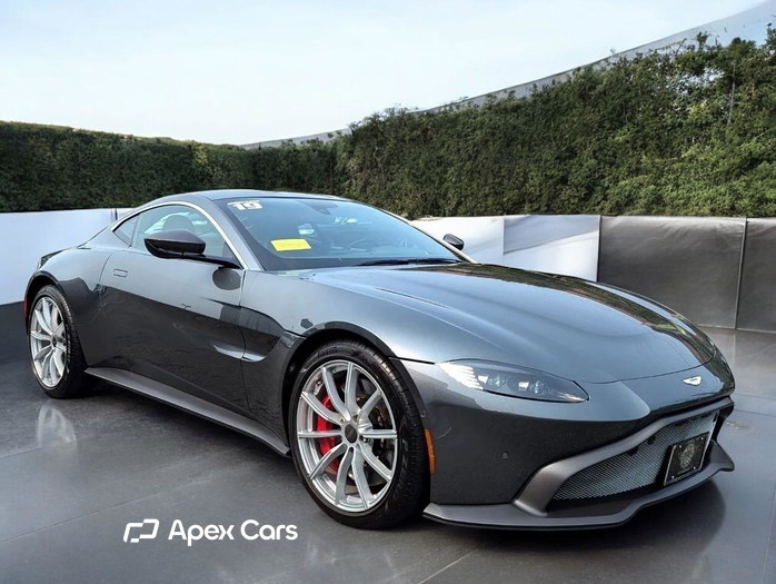 2019 Aston Martin Vantage - Image 1 of 5