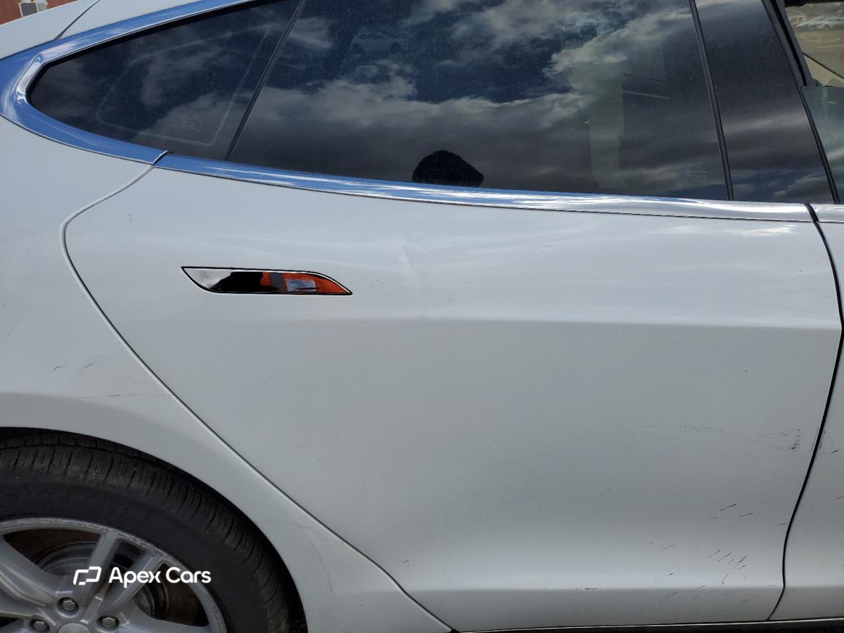 Tesla Model S 2015