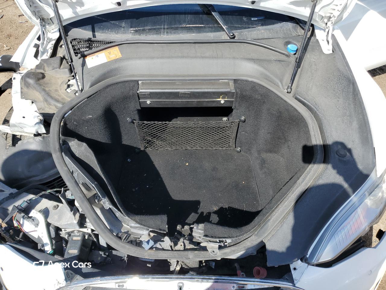 Tesla Model S 2015