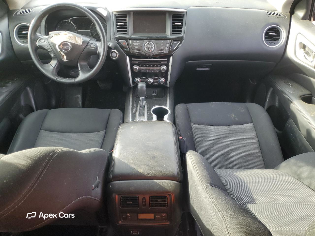 Nissan Pathfinder 2018