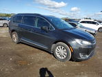 Chrysler Pacifica 2017