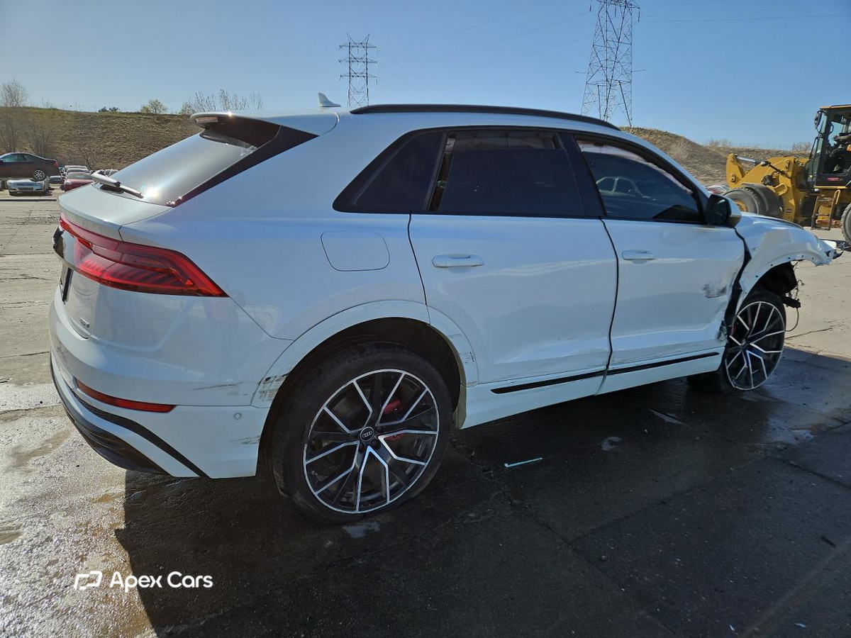 Audi Q8 2023