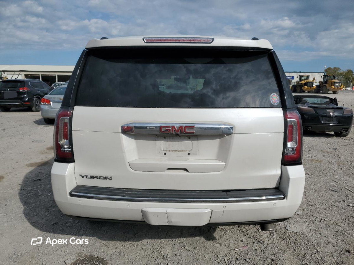 GMC Yukon 2016