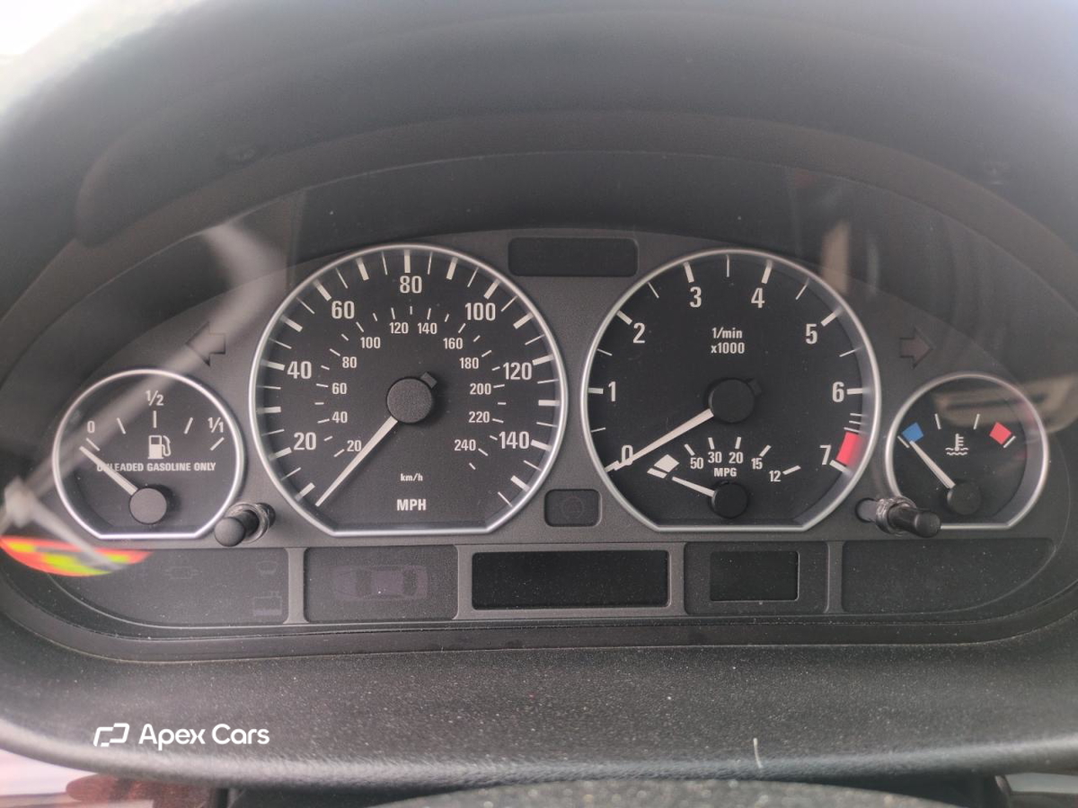 BMW Series 3 2005