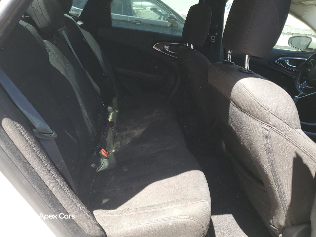 Chrysler 200 2016