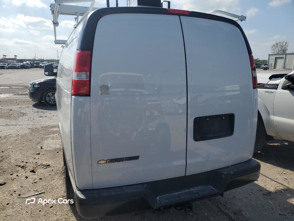 Chevrolet Express 2023
