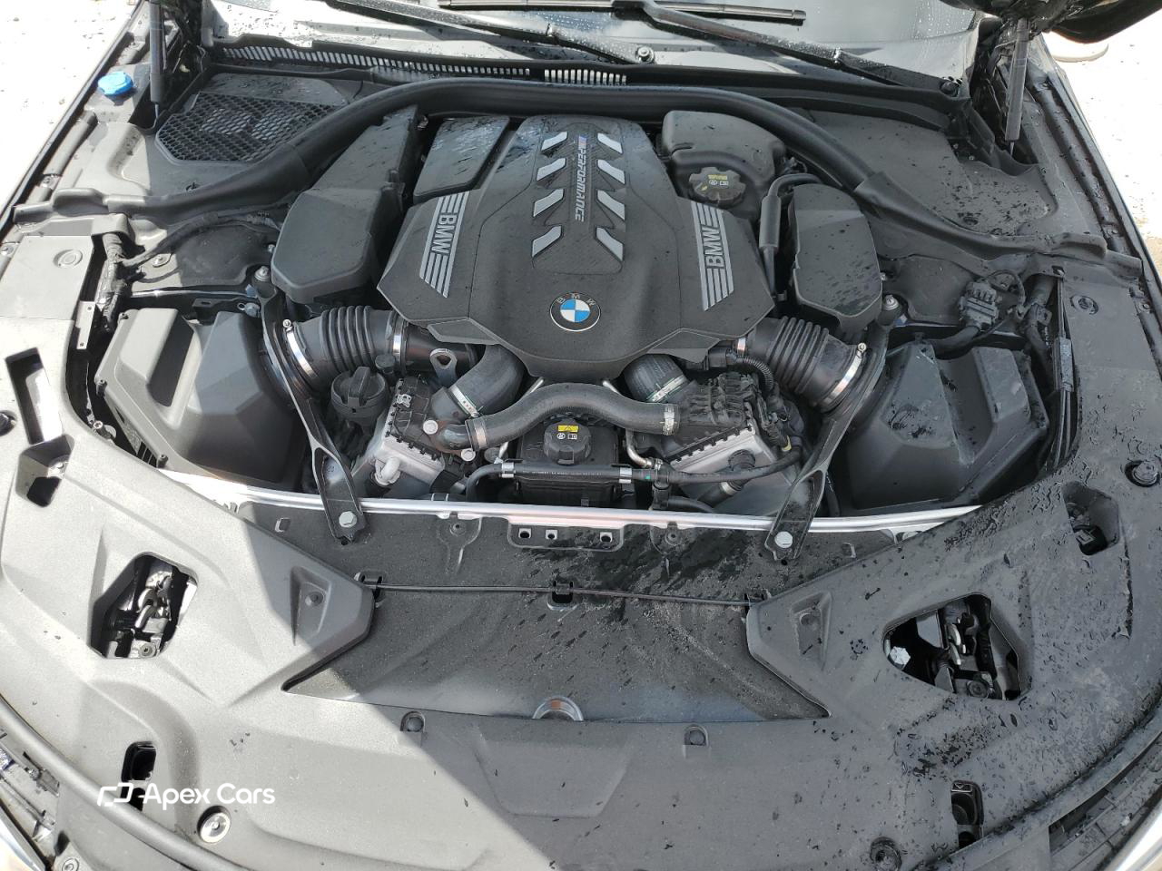 BMW M8 2021
