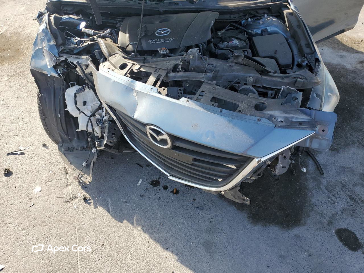 Mazda 3 2016